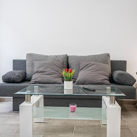 9 Min From City Center - Beautiful Studio Near U1 Reumannplatz Viena Exterior foto