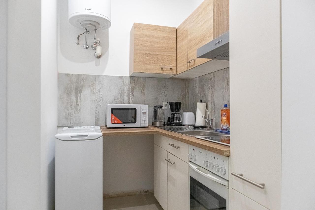 9 Min From City Center - Beautiful Studio Near U1 Reumannplatz Viena Exterior foto